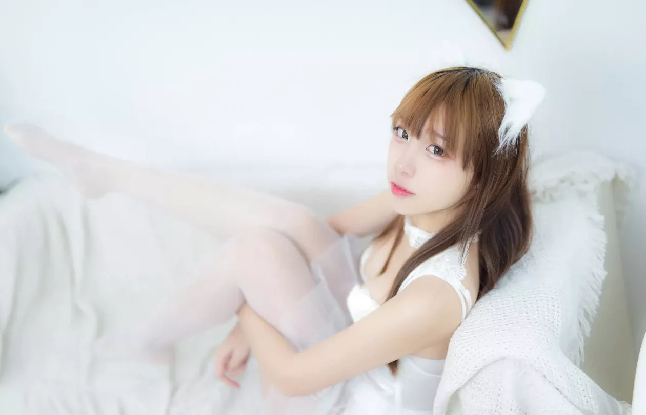 佳人cosplay 二佐Nisa 白婚纱