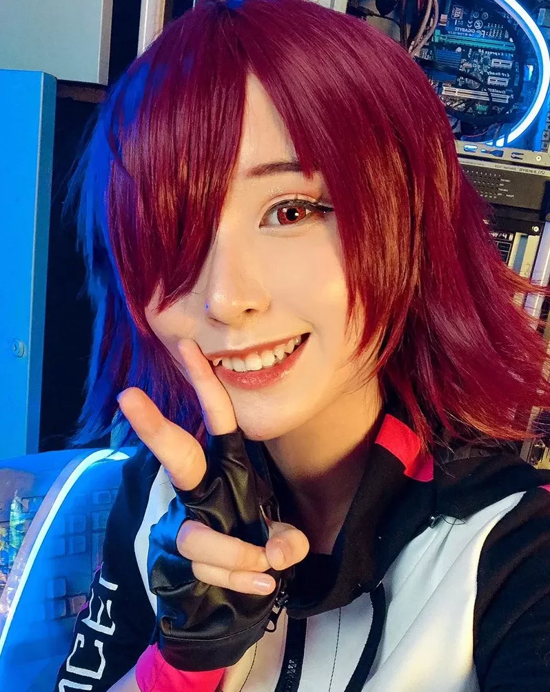 ) 更新 【快手Twitter收集】 larochefort11) ( 拉里萨・罗什福尔 (