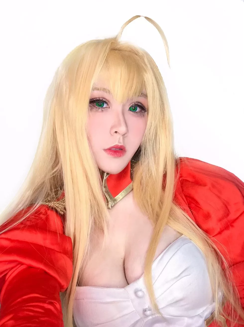 ) 更新 【快手Twitter收集】 larochefort11) ( 拉里萨・罗什福尔 (