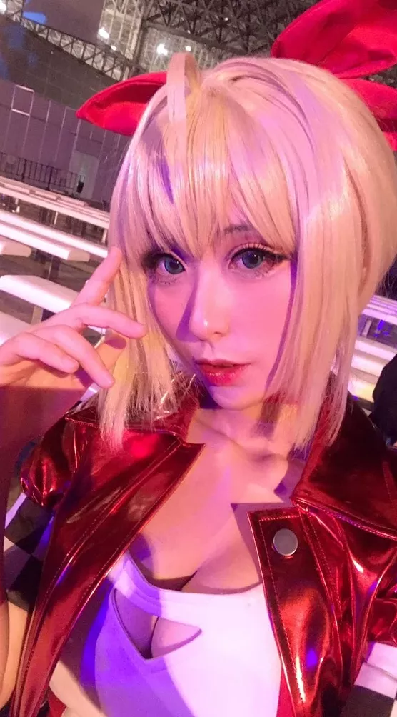 ) 更新 【快手Twitter收集】 larochefort11) ( 拉里萨・罗什福尔 (