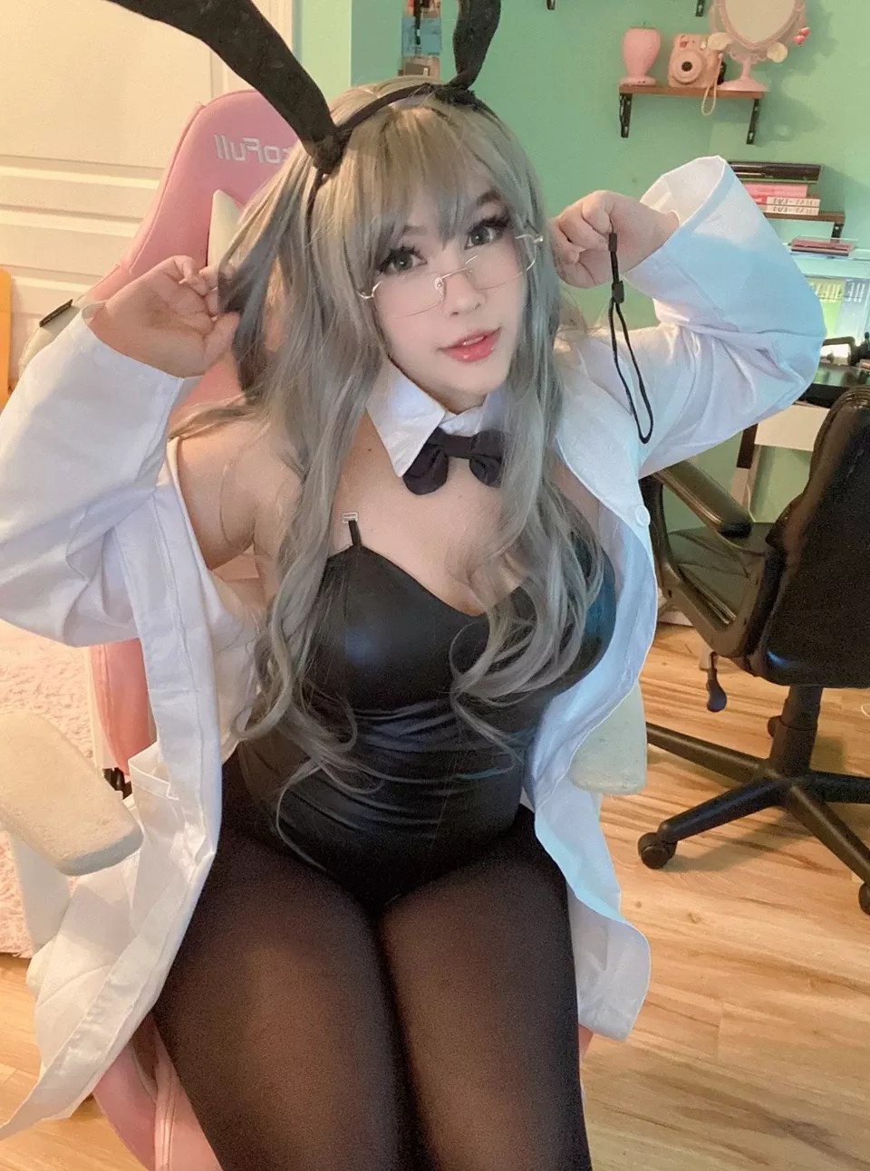 月14 日） 【cosplay】 年11 科学怪人�C 美人cosplay 兔子双叶（2021