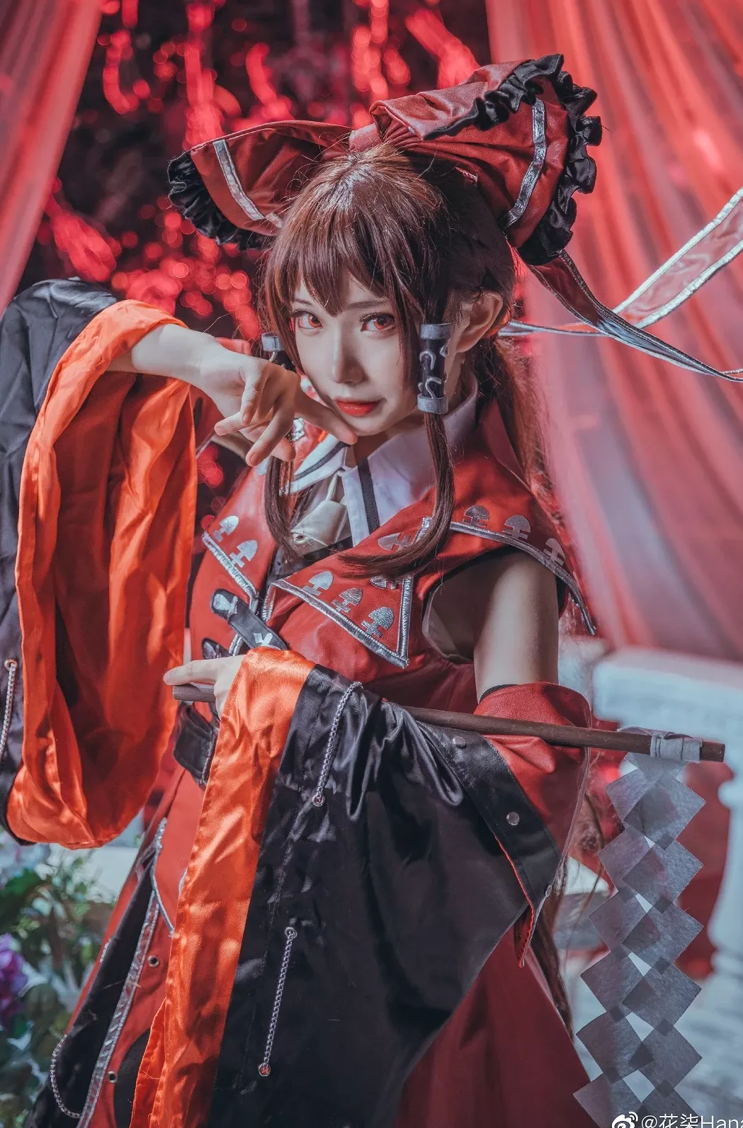 花柒Hana 博丽灵梦红魔城�凰� 东方project (9P) 美人cosplay