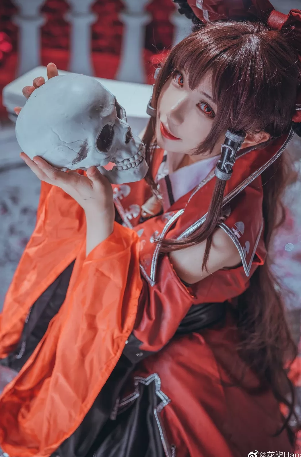 花柒Hana 博丽灵梦红魔城�凰� 东方project (9P) 美人cosplay