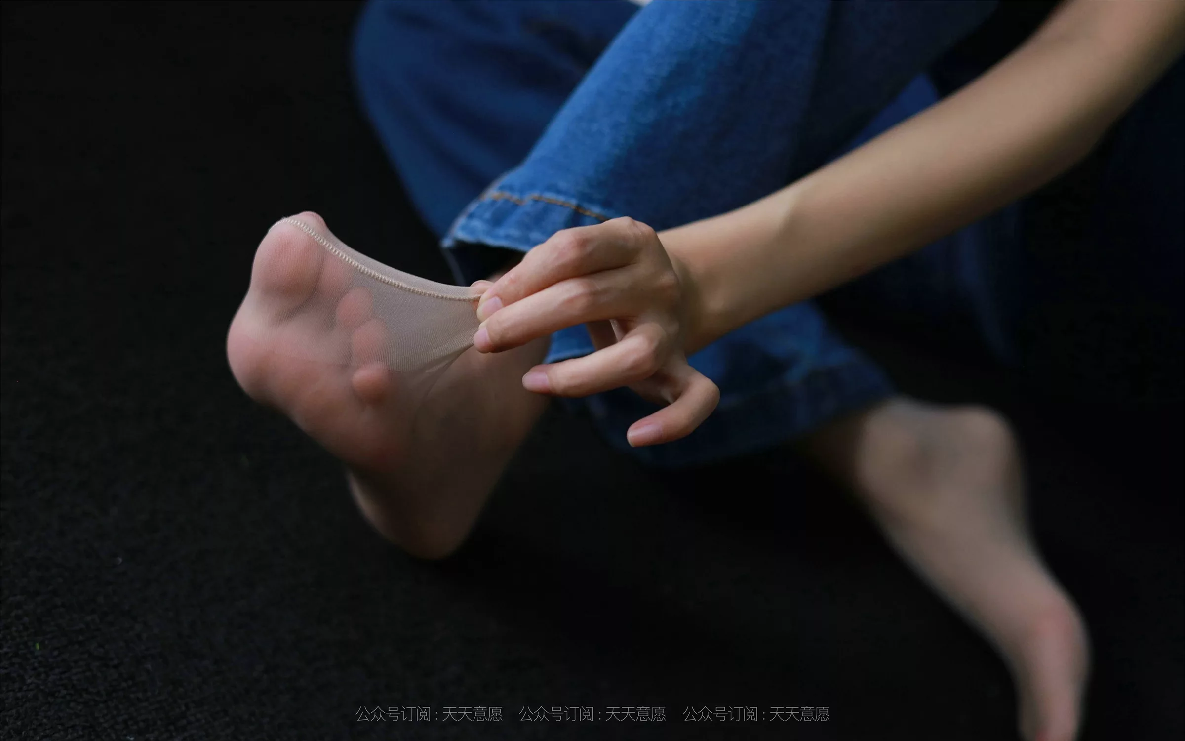 【异思趣向iess】 丝享家879：美子《美背库里丝》【97P】 2021.08.04