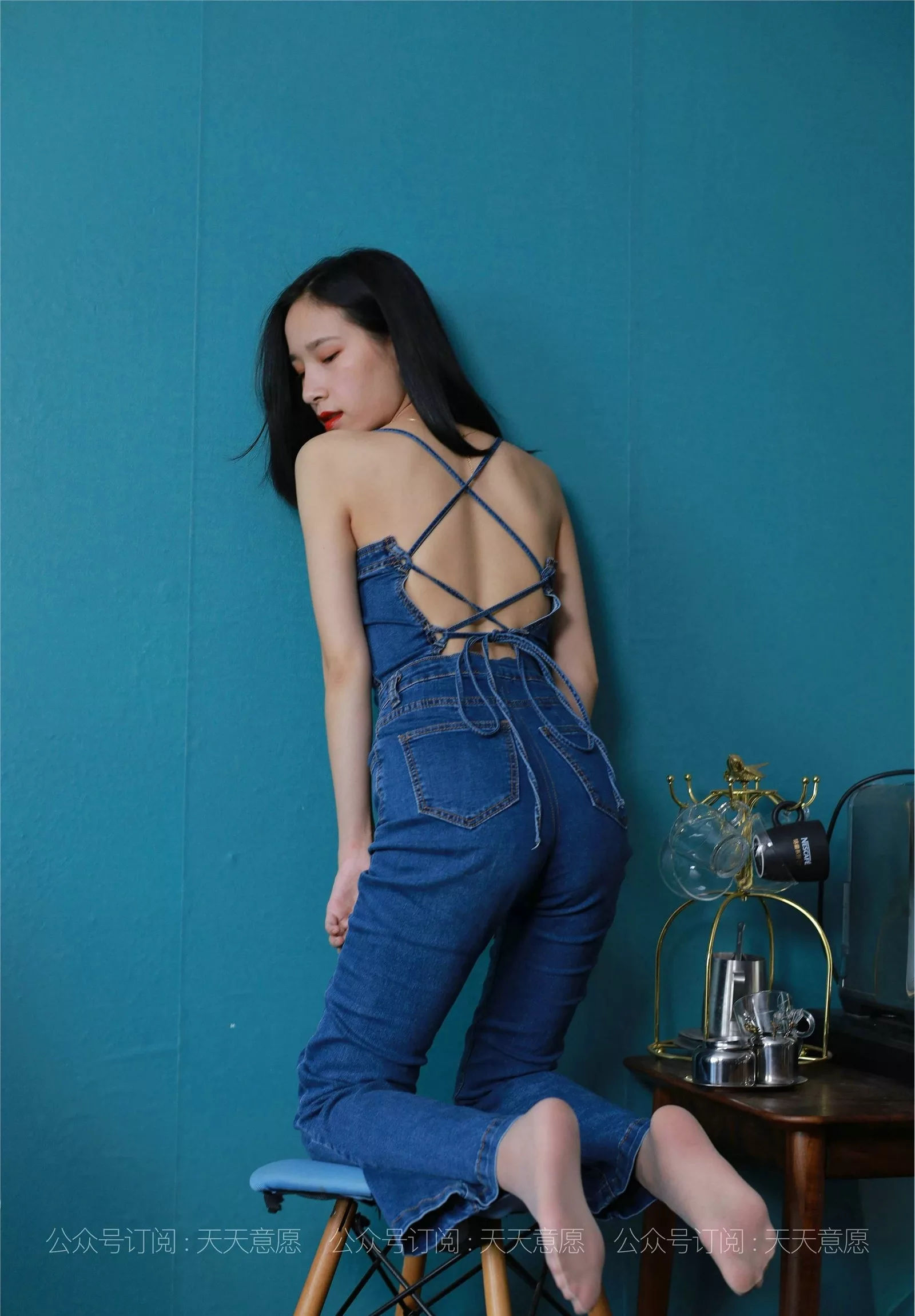 【异思趣向iess】 丝享家879：美子《美背库里丝》【97P】 2021.08.04