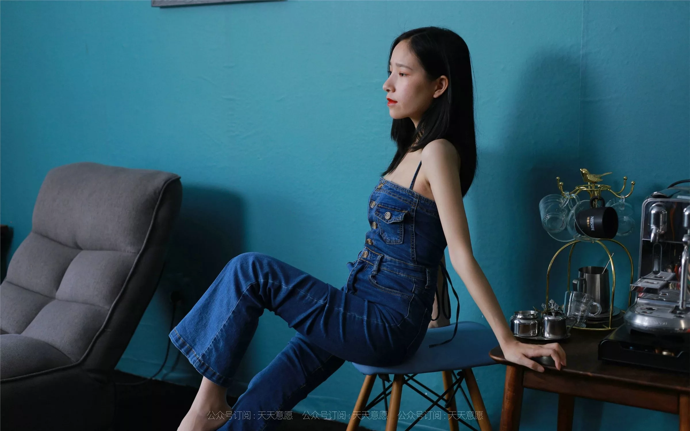 【异思趣向iess】 丝享家879：美子《美背库里丝》【97P】 2021.08.04