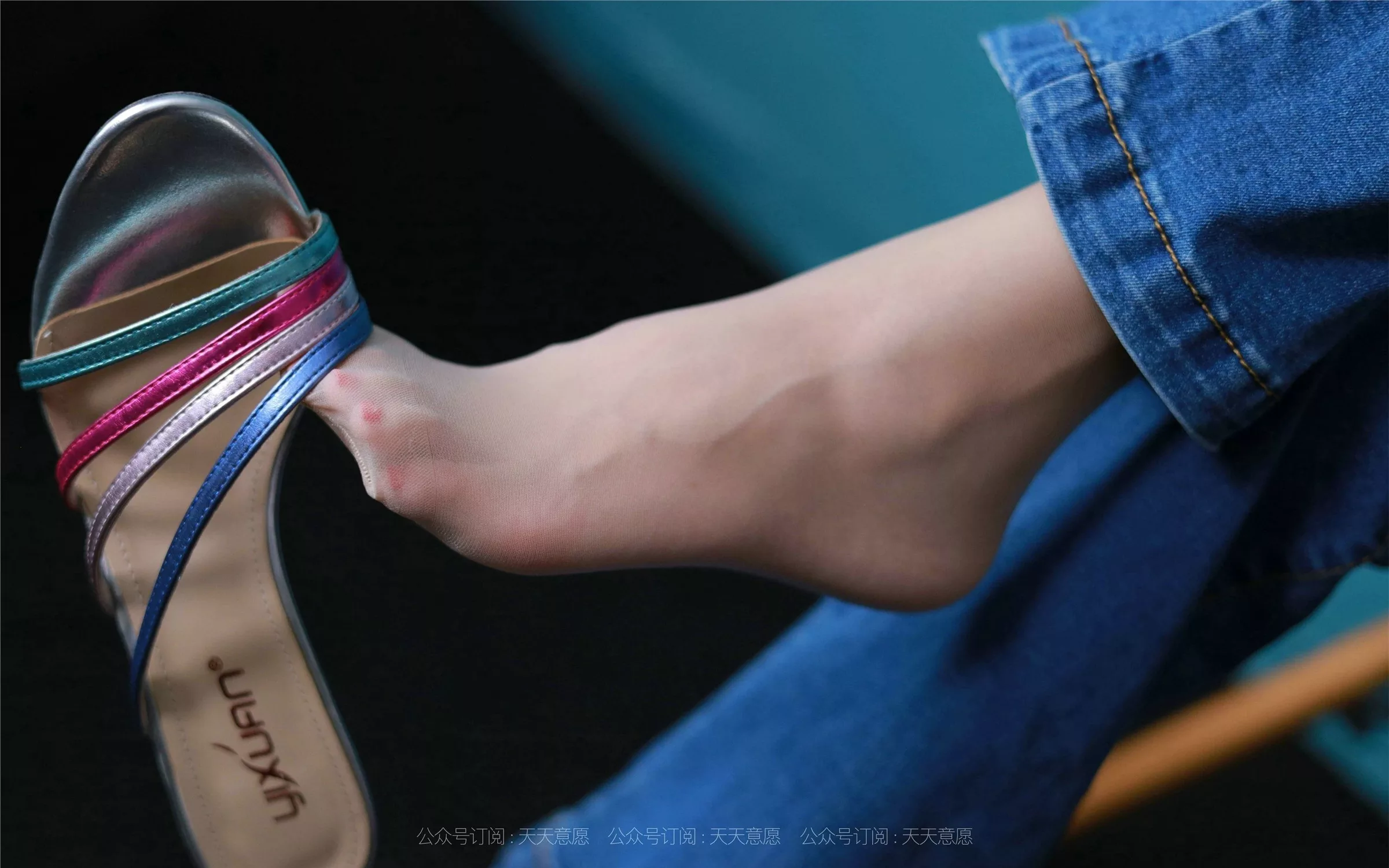 【异思趣向iess】 丝享家879：美子《美背库里丝》【97P】 2021.08.04