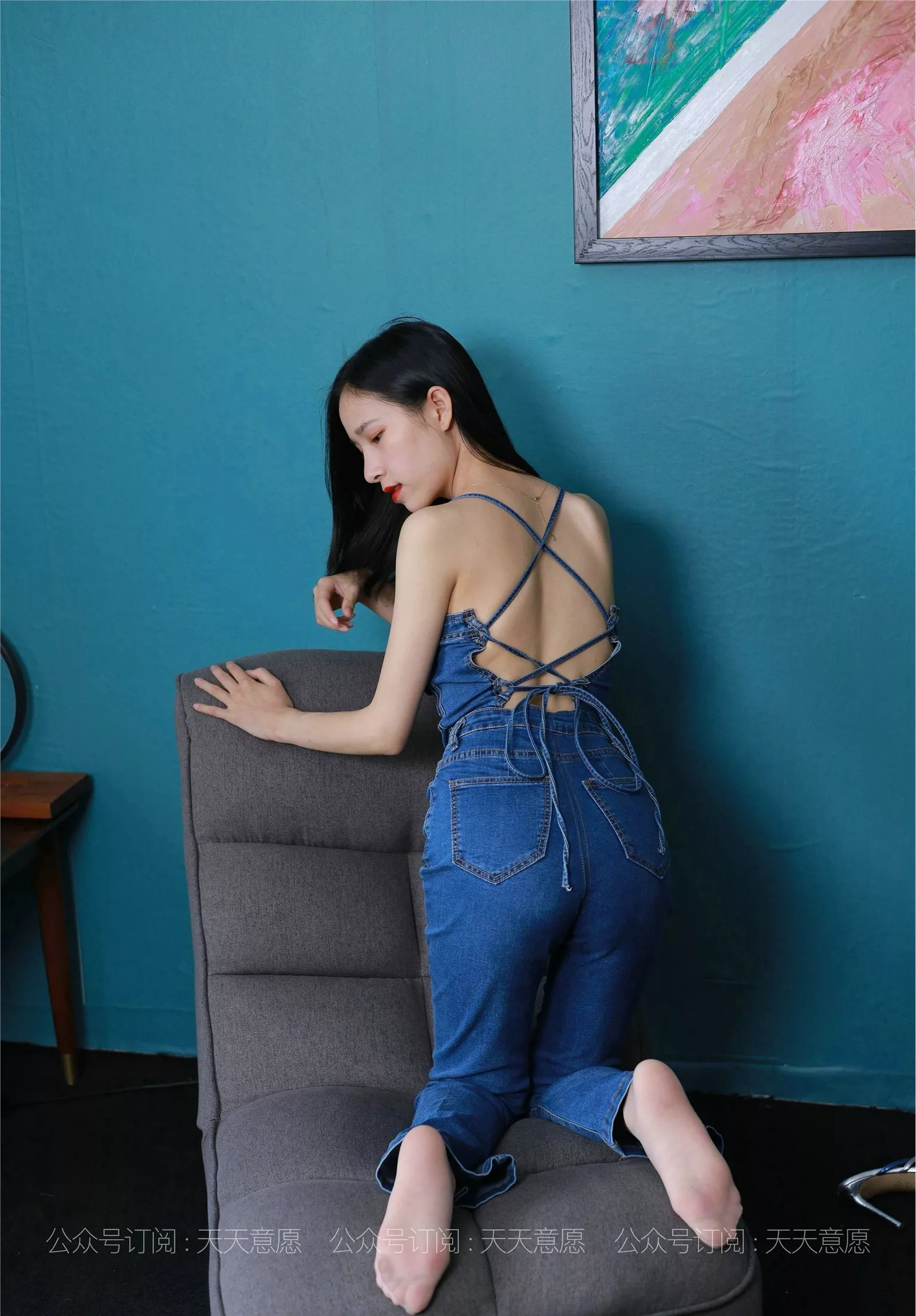 【异思趣向iess】 丝享家879：美子《美背库里丝》【97P】 2021.08.04