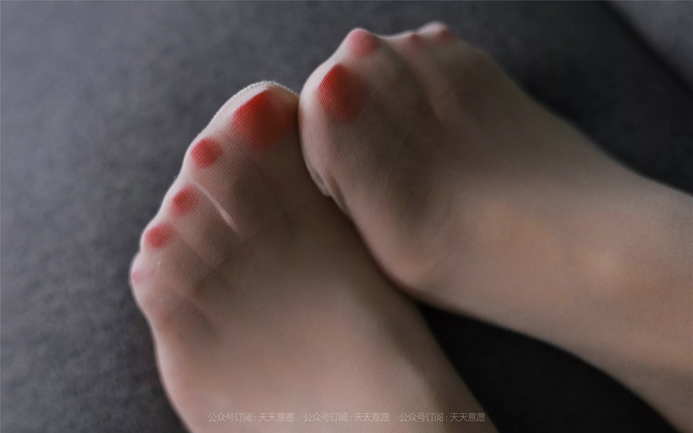 【异思趣向iess】 丝享家879：美子《美背库里丝》【97P】 2021.08.04