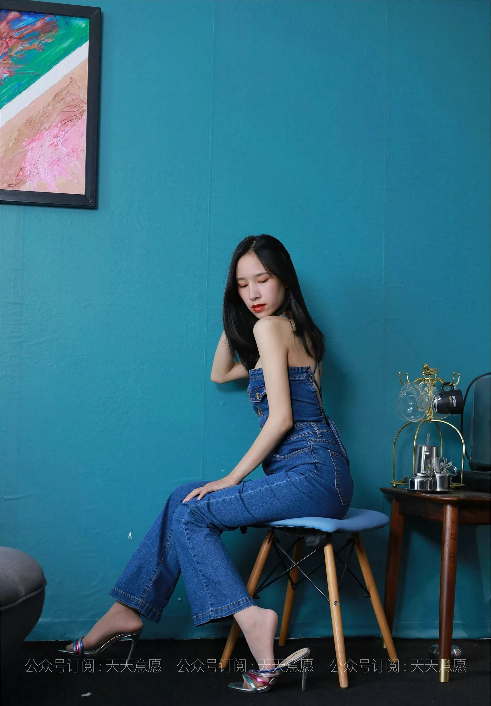 【异思趣向iess】 丝享家879：美子《美背库里丝》【97P】 2021.08.04