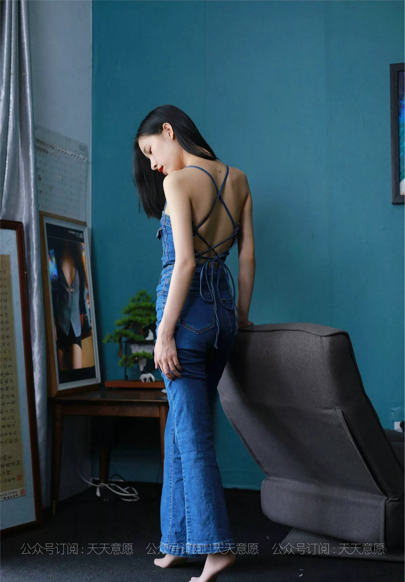 【异思趣向iess】 丝享家879：美子《美背库里丝》【97P】 2021.08.04