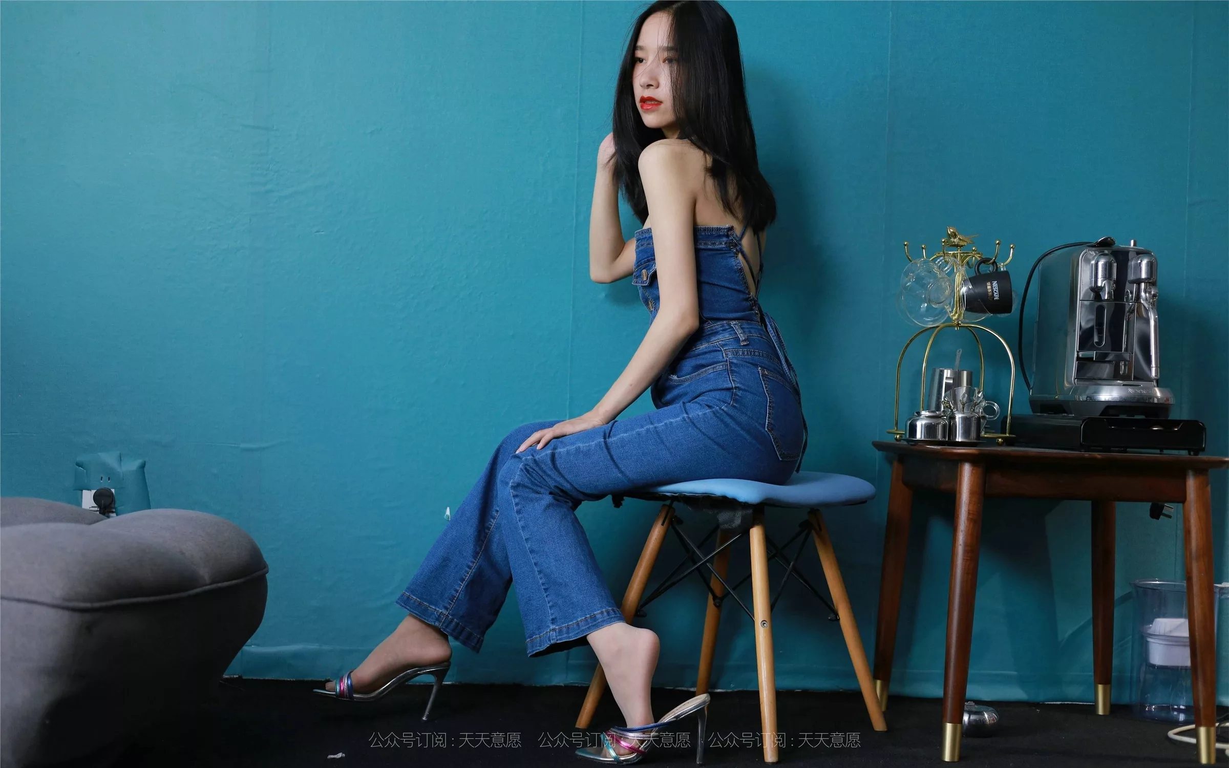 【异思趣向iess】 丝享家879：美子《美背库里丝》【97P】 2021.08.04