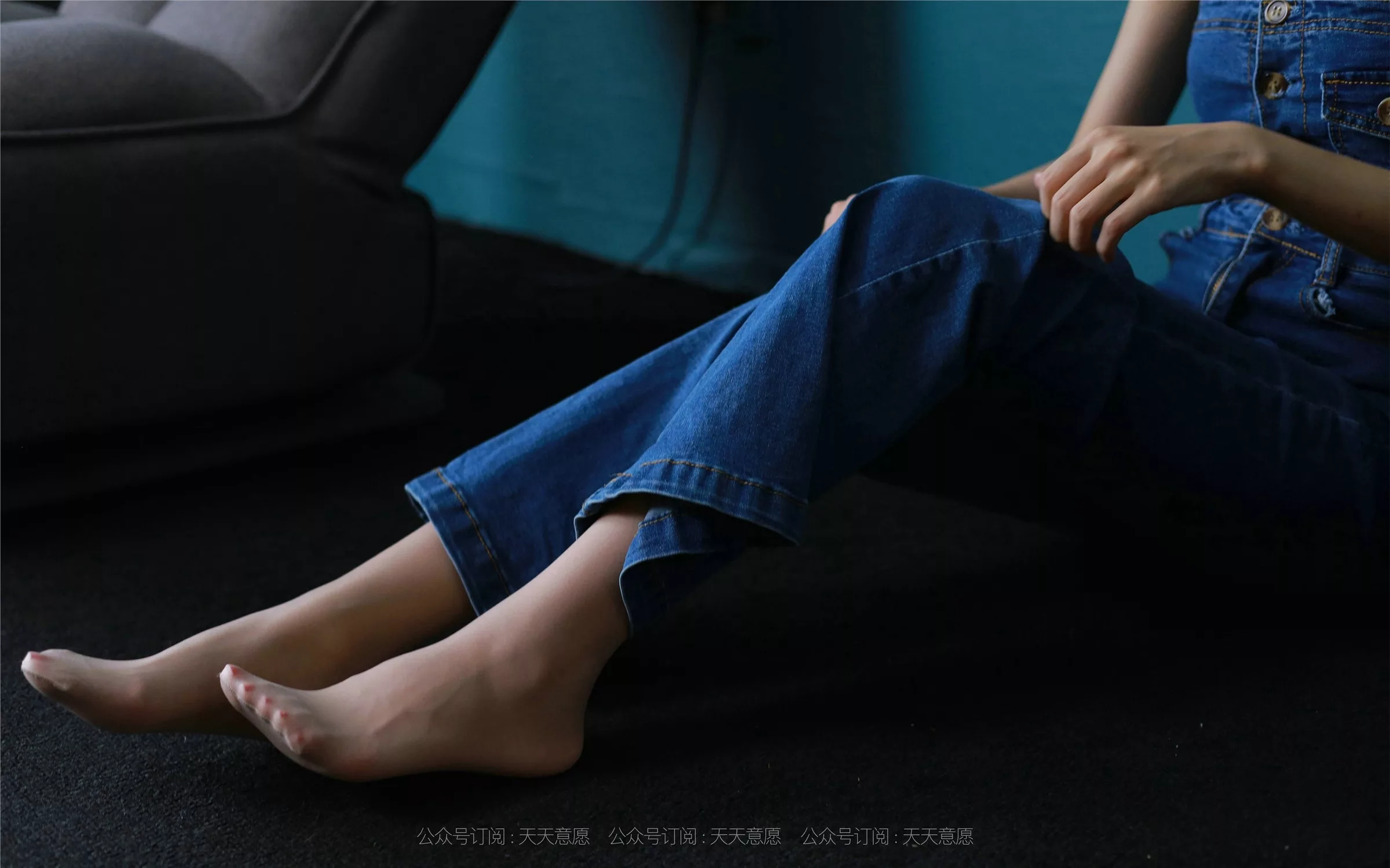 【异思趣向iess】 丝享家879：美子《美背库里丝》【97P】 2021.08.04