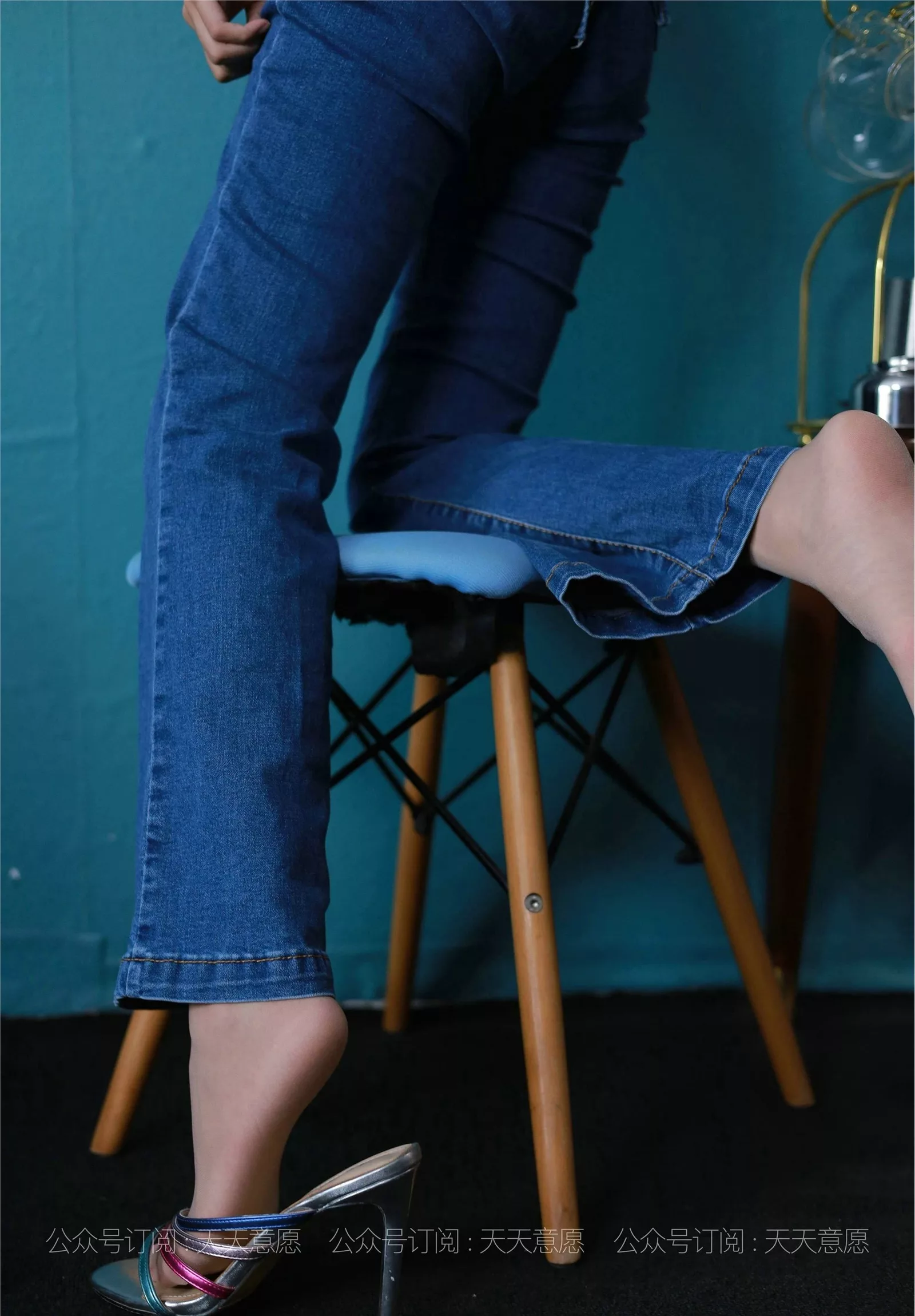 【异思趣向iess】 丝享家879：美子《美背库里丝》【97P】 2021.08.04