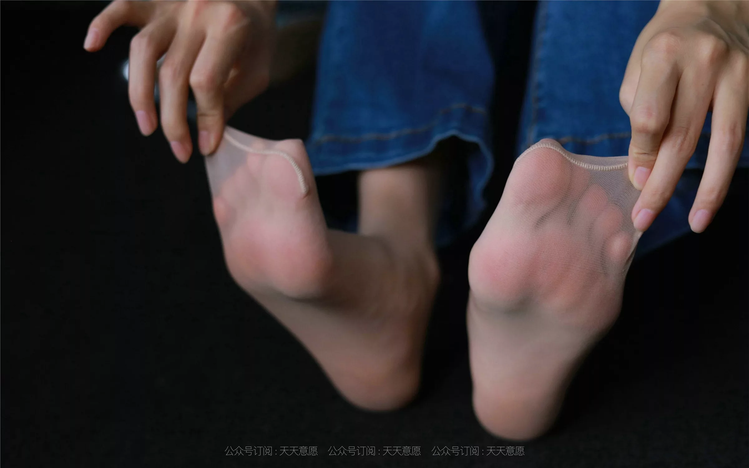 【异思趣向iess】 丝享家879：美子《美背库里丝》【97P】 2021.08.04