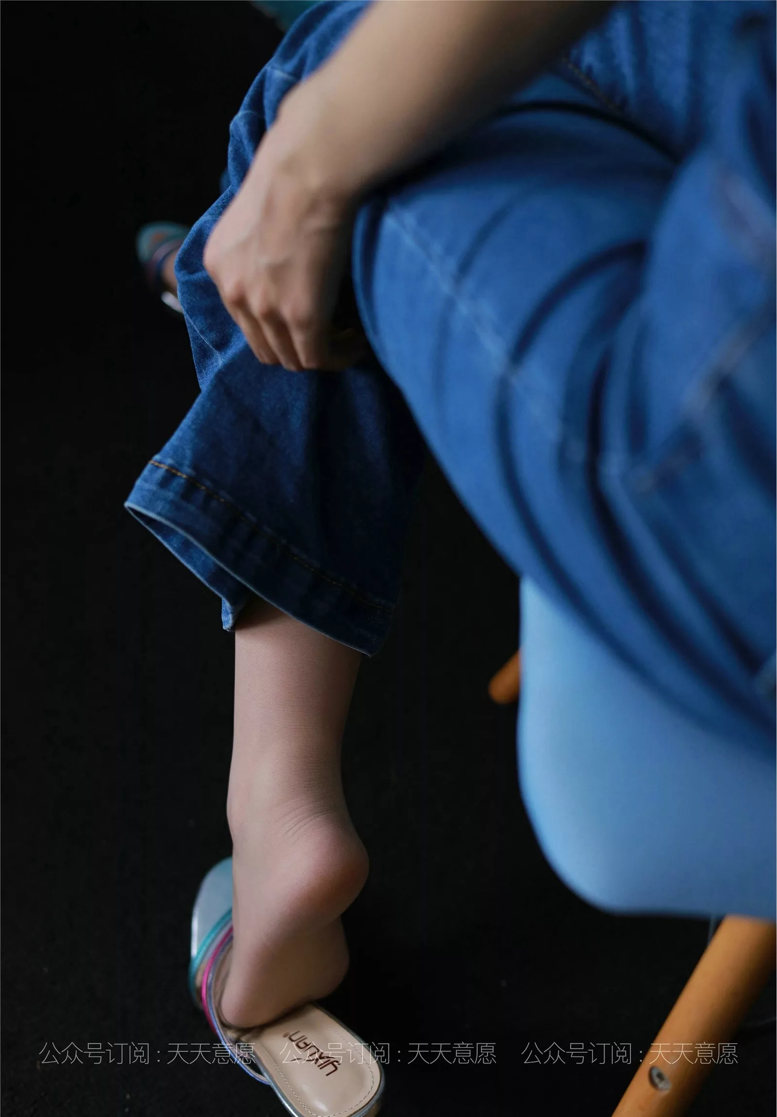 【异思趣向iess】 丝享家879：美子《美背库里丝》【97P】 2021.08.04