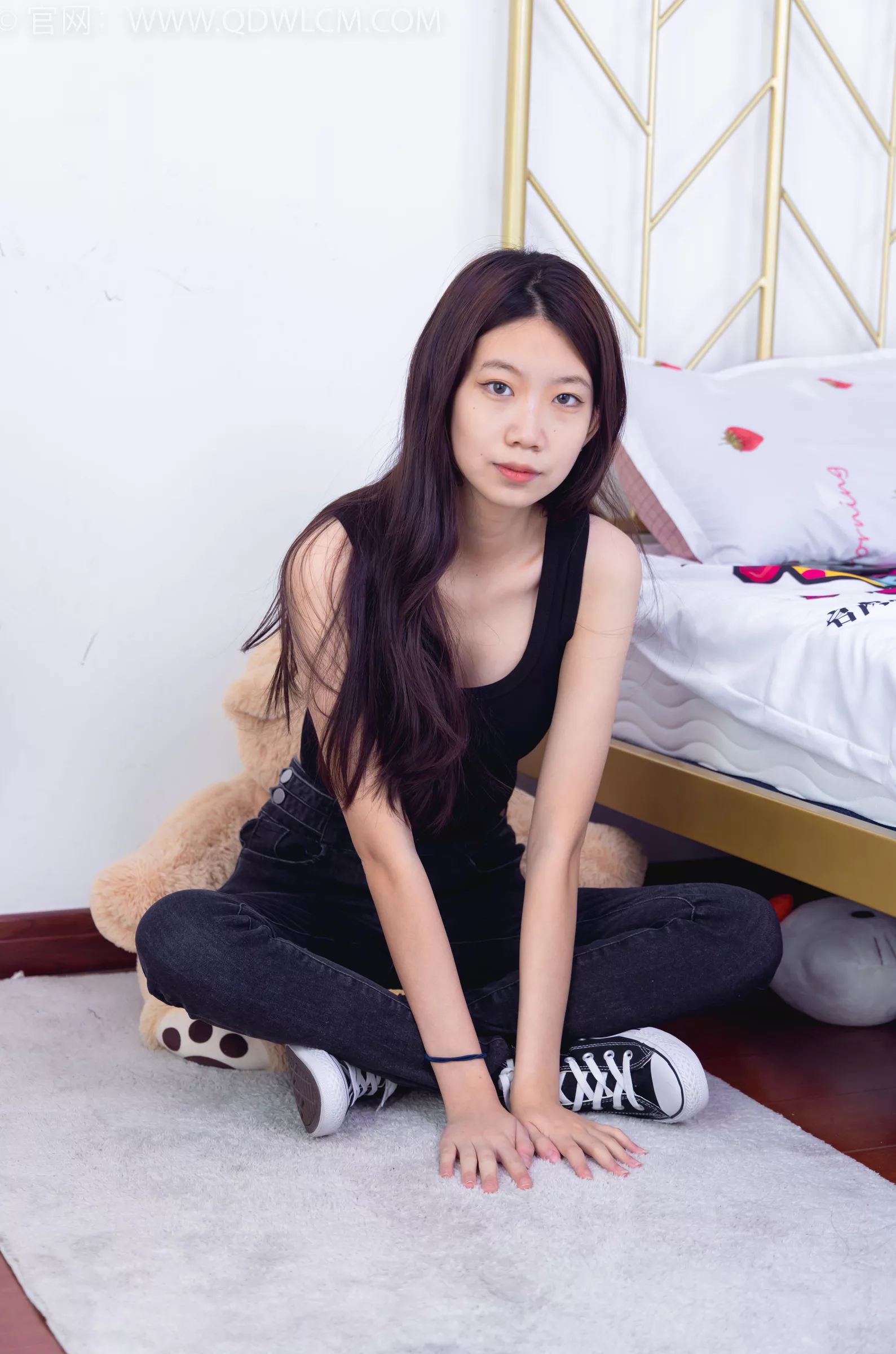 Vol.1452 物恋传媒 纤纤-春天的芽