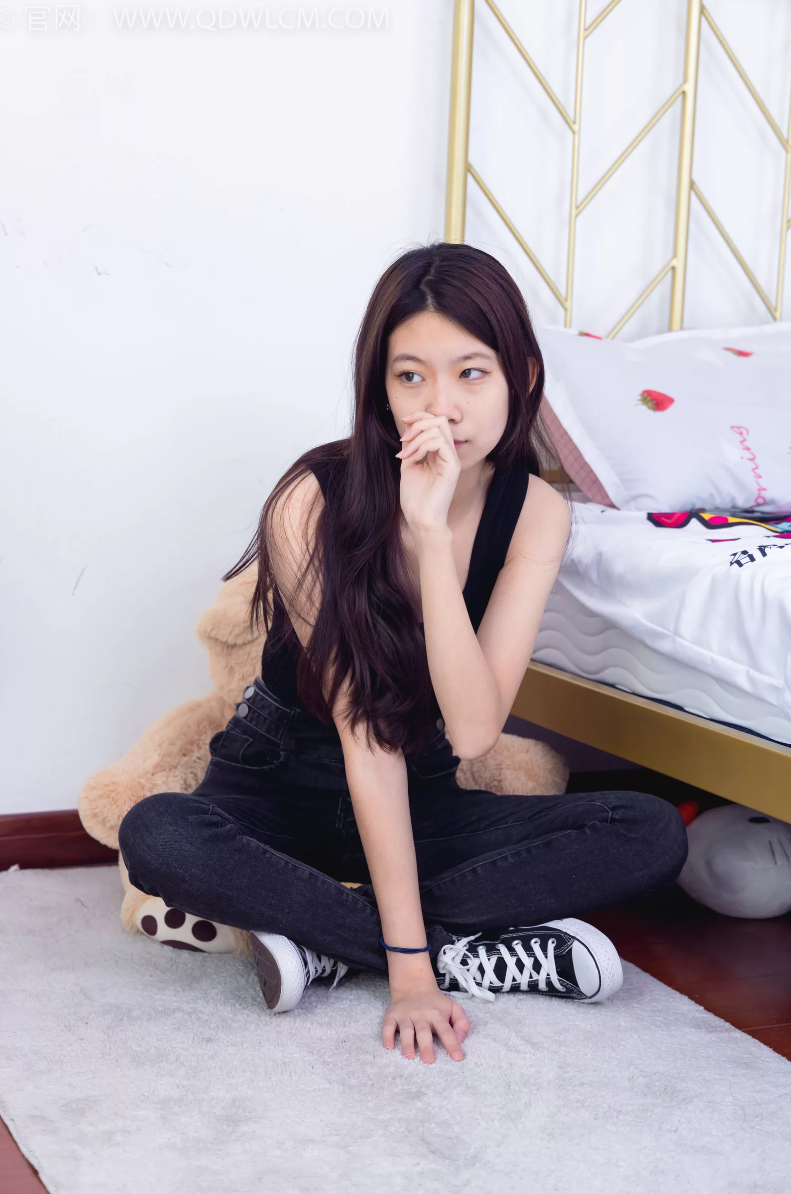 Vol.1452 物恋传媒 纤纤-春天的芽