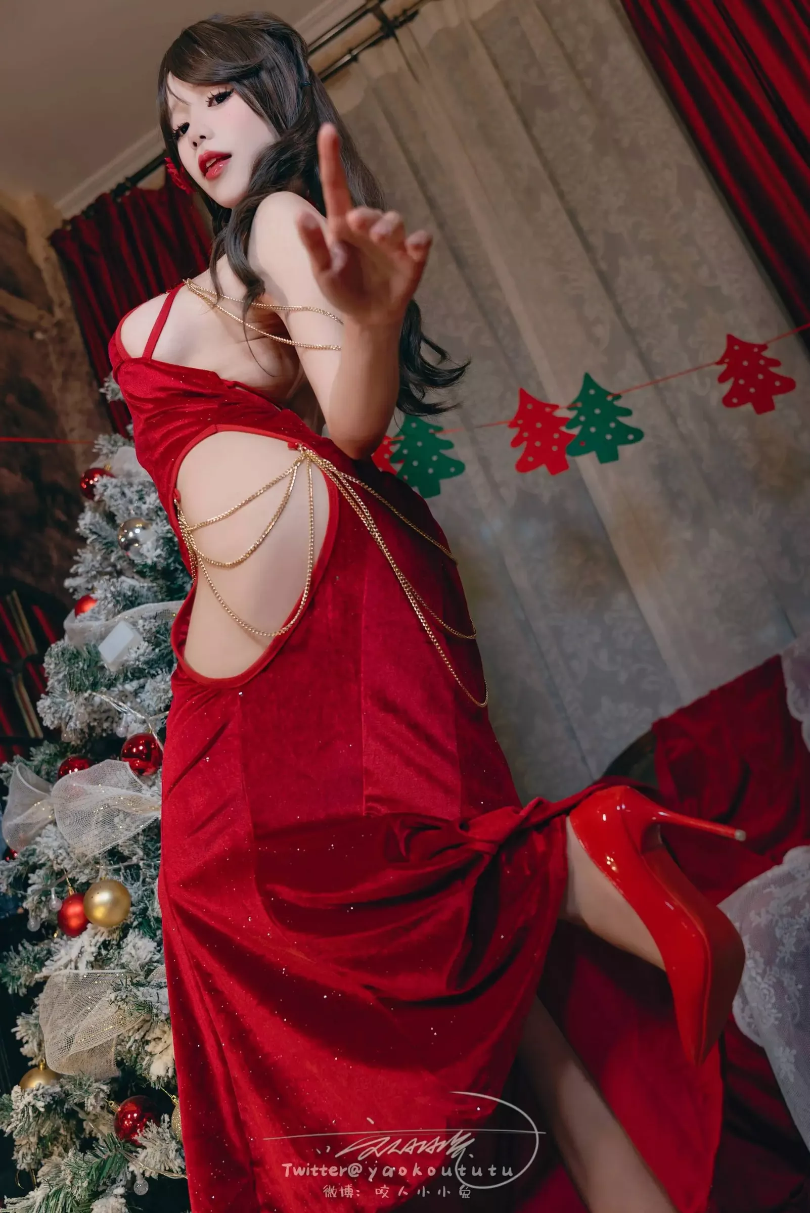 兔兔的生日晚宴 》贵宾福报帖全【55P】 【网路收集组列】咬一口兔娘《