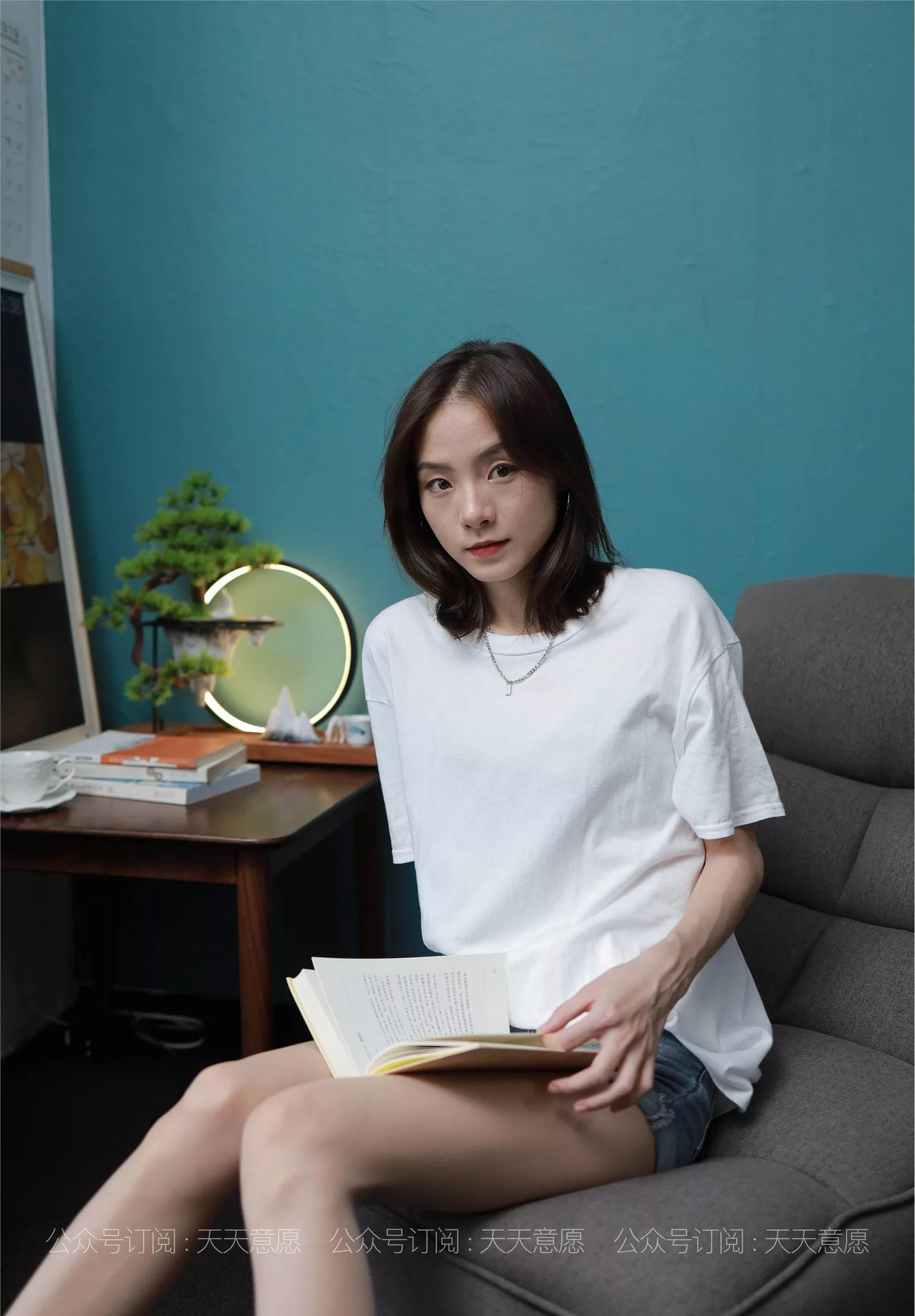 【异思趣向IESS】 2021.08.03 丝享家878：小六《邻家少女爱看书》【100P】