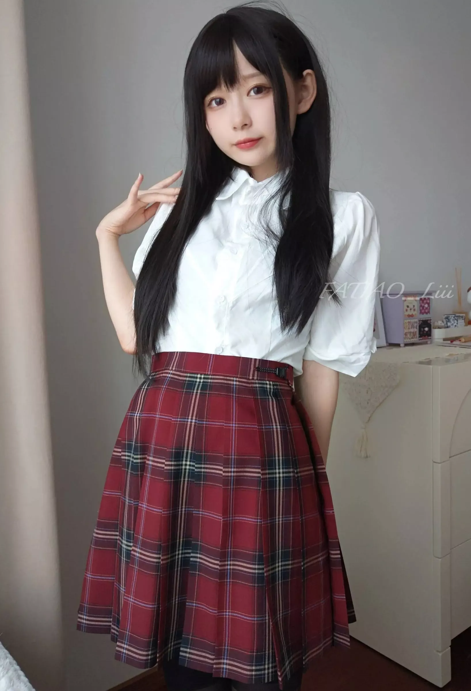 先辈の隐私 》贵宾福利帖【67P】 迷之呆梨《 【网路收集组列】福利姬