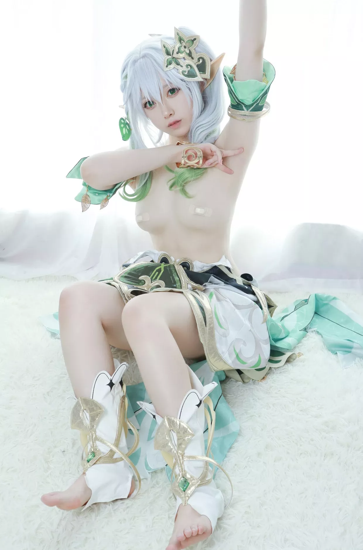 Nahida 朝雾合（Ai-chan）- 女神cosplay